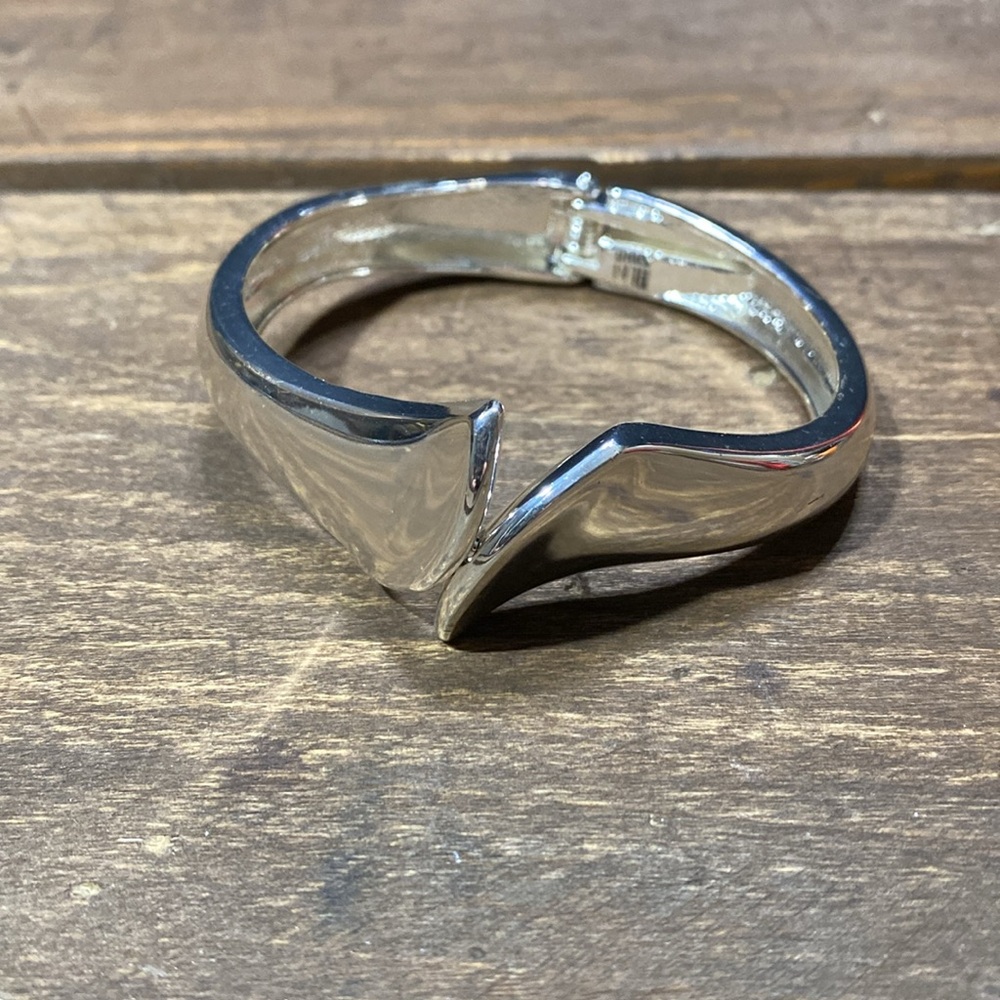 Vintage Robert Lee Morris Film Soho Silver Sculptural Hinged Bangle Bracelet - Picture 12 of 16